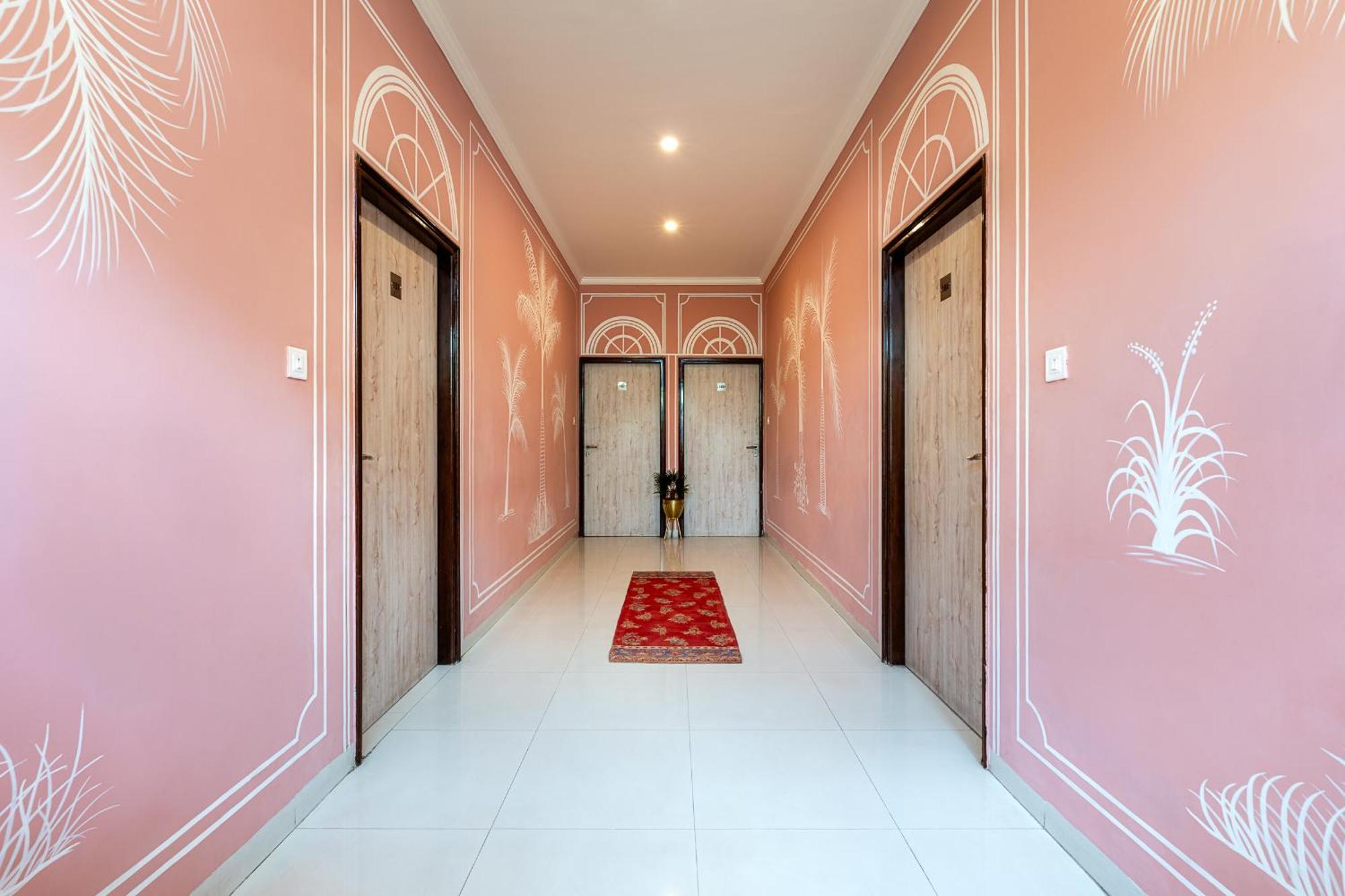Nine Palms Resort Jaipur Exteriör bild