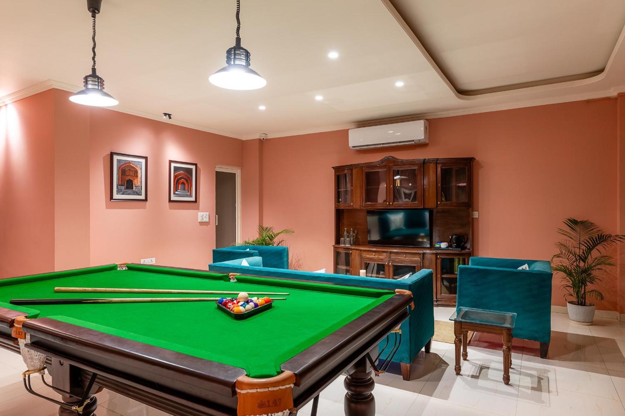 Nine Palms Resort Jaipur Exteriör bild