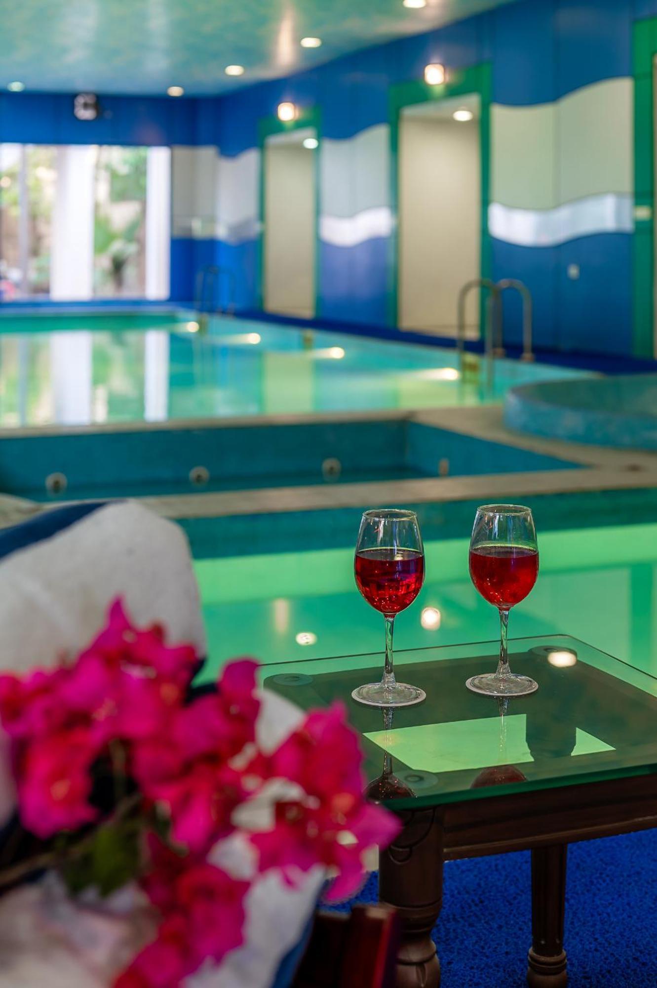 Nine Palms Resort Jaipur Exteriör bild